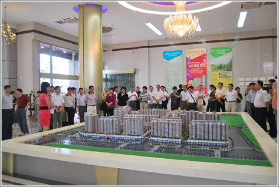2011年7月中央黨校領導蒞臨安徽浙東集團視察指導工作